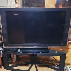 Sony 55 Inch Bravia Quartz  Crystal  TV With Stand