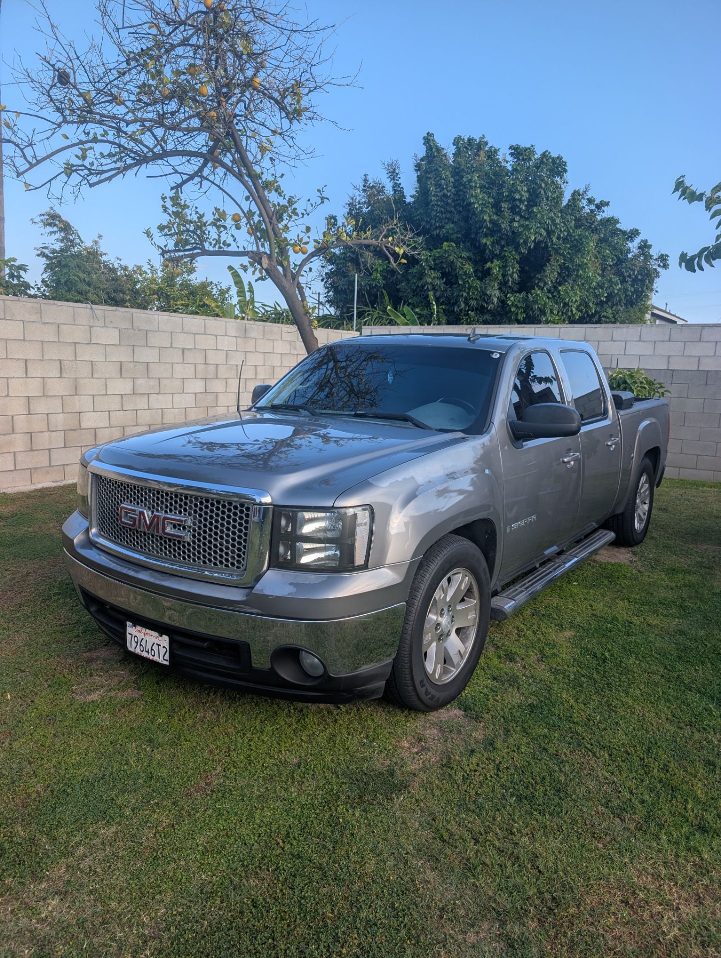 2008 GMC Sierra for Sale in Lakewood, CA - OfferUp
