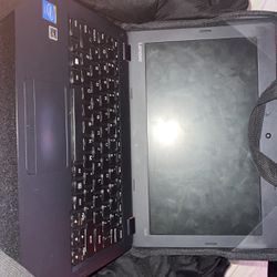 Gaming Laptop With Carrying Case