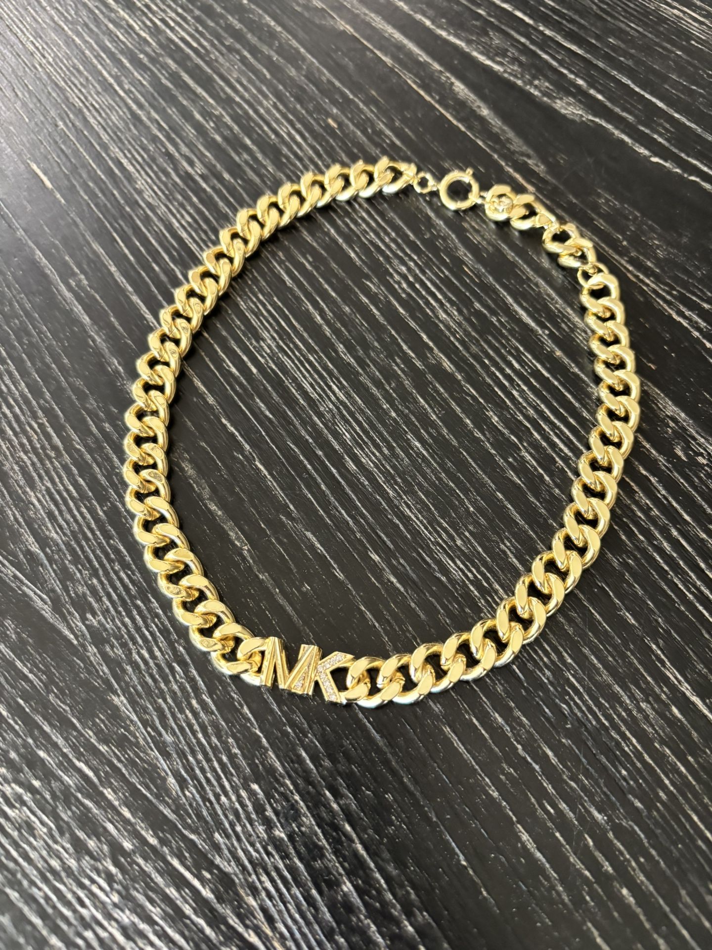 New Michael Kors Large Heavy Gold Chain Link Necklace - worn once in Italy