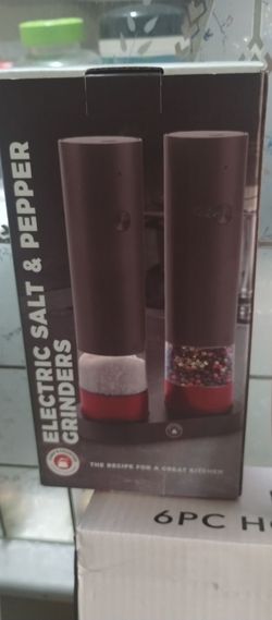 Electric salt and pepper grinder