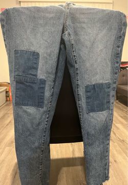 Size 2/26R Women’s Boyfriend Jeans