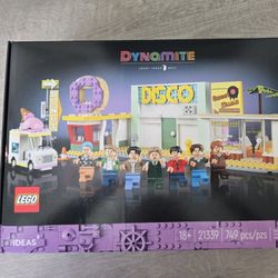 BTS Dynamite Lego Set