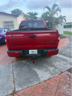 Toyota tundra roja motor 5.7 v8