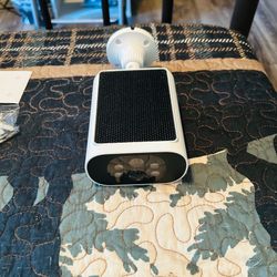 Solar Smart battery powered wireless security camera
