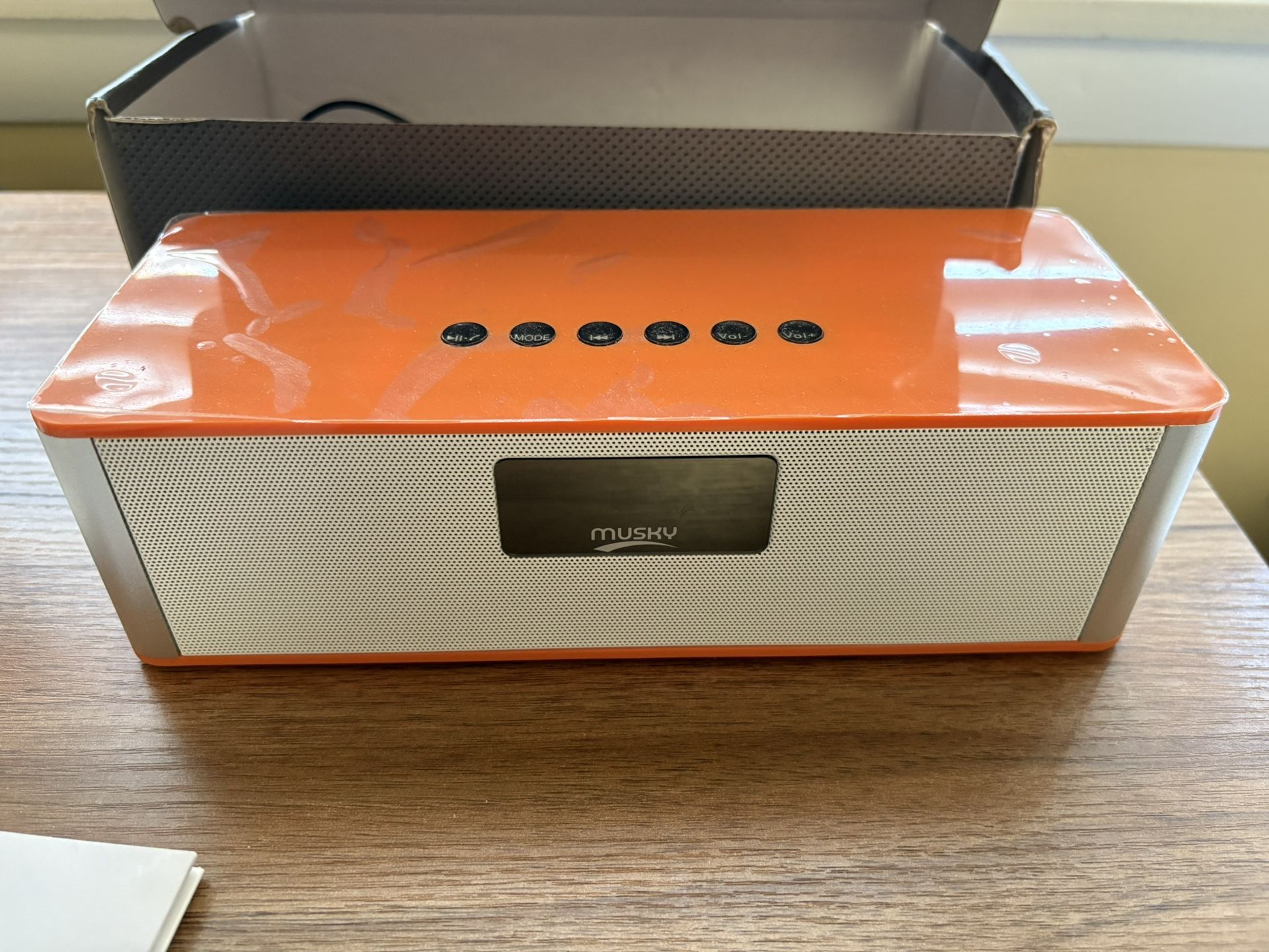Musky Mini Hifi Bluetooth Speaker (2)