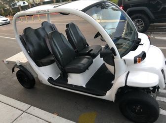 GEM E4 Street Legal Golf Cart