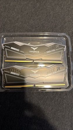 TEAMGROUP T-Force Delta RGB DDR5