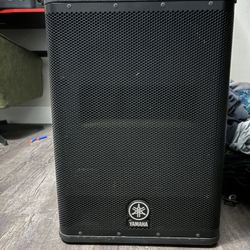 Subwoofer dxs12 yamaha