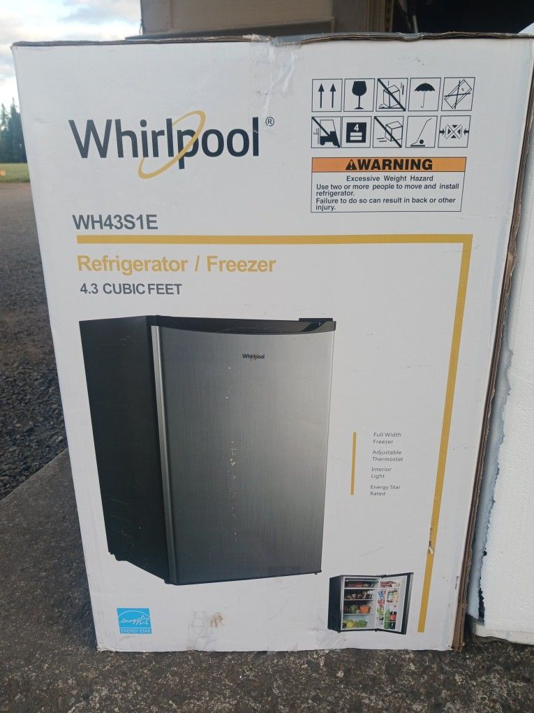 Whirlpool Mini Fridge