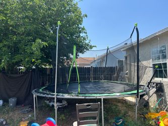 Trampoline