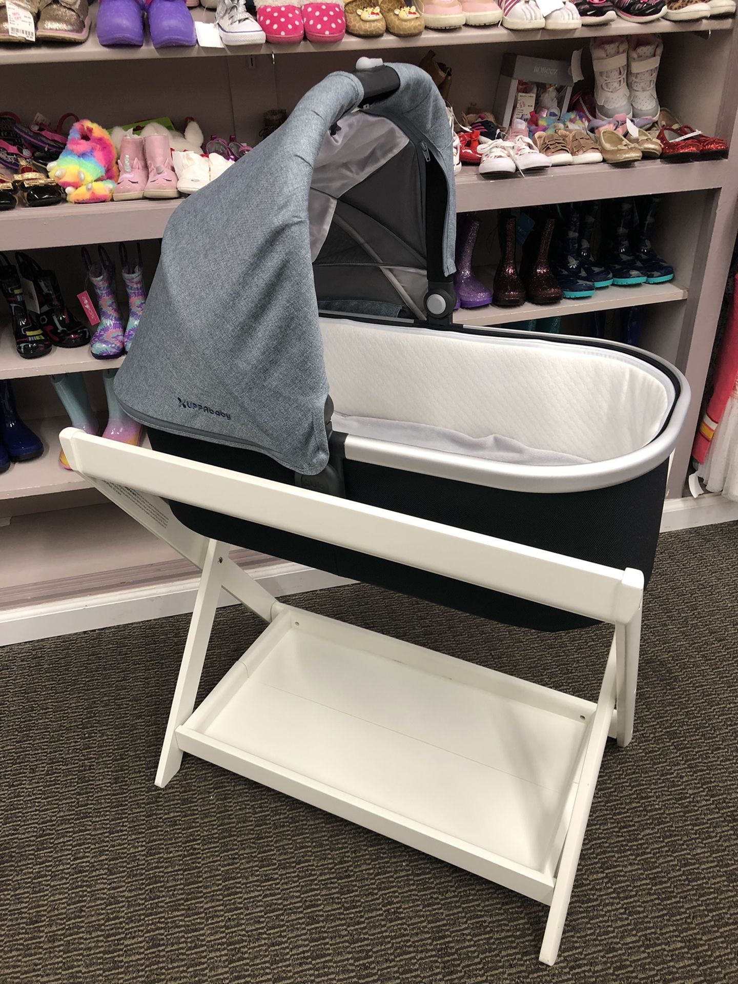 Uppababy Bassinet & Stand