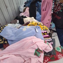 Free Clothes 