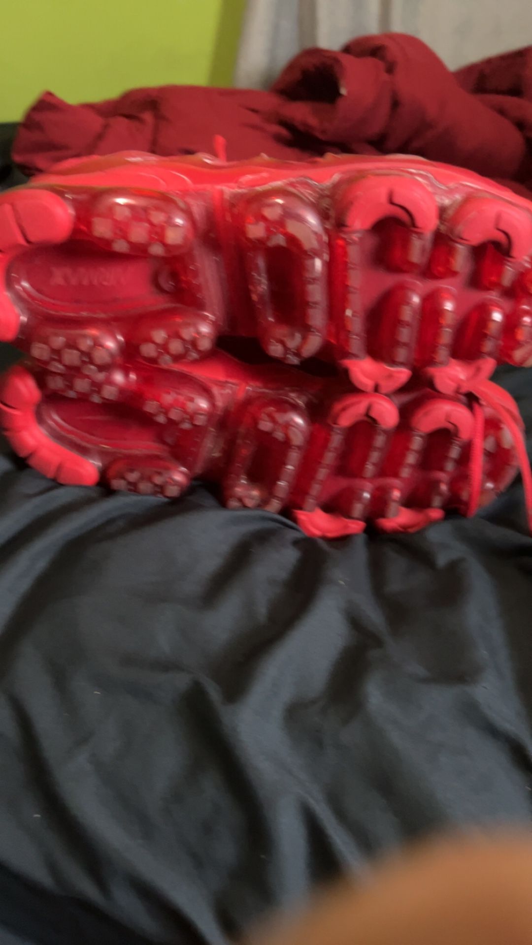 Nike Vapormax Plus Triple Red Size 9.5