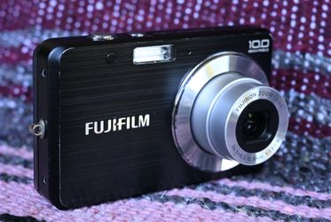 Fujifilm Finepix J20 Digicam