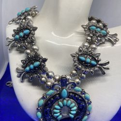 Elegant Vintage Squash Blossom Statement Fleur De Lis Faux Turquoise Silver Tone 