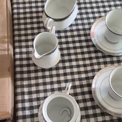 Noritake Legacy Platinum Tea Set - 6 Cups, Saucers, Creamer, Sugar