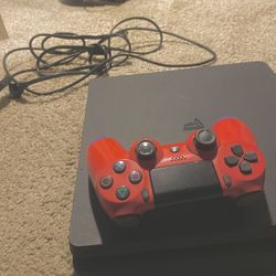 Black PS4 Slim 