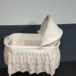 kids bassinet, used and washed
