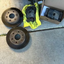 Rotor With Calipers 