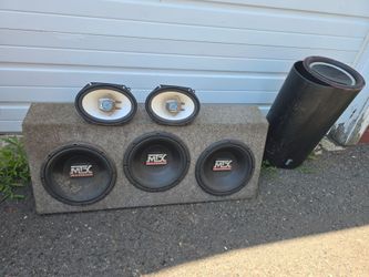 Trunk speakers 🔊 👌 😍 Lot