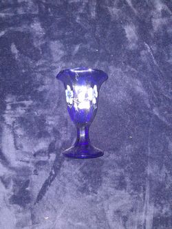VIntage Fenton Blue Colbolt Glass vase,