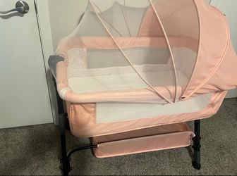 Baby Bassinet Sleeper Adjustable Baby Crib