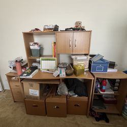 Complete computer desk.  Oxnard CA. You load