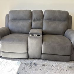 Next-Gen DuraPella Performance Fabric Dual Power Reclining Loveseat