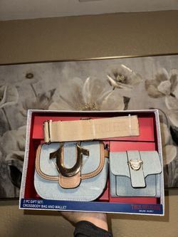 True Religion set