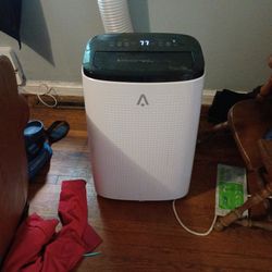 Portable Air Conditioner/With Remote