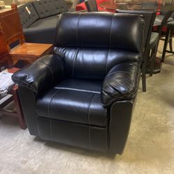 Brand new recliners for 399 brown and black colors