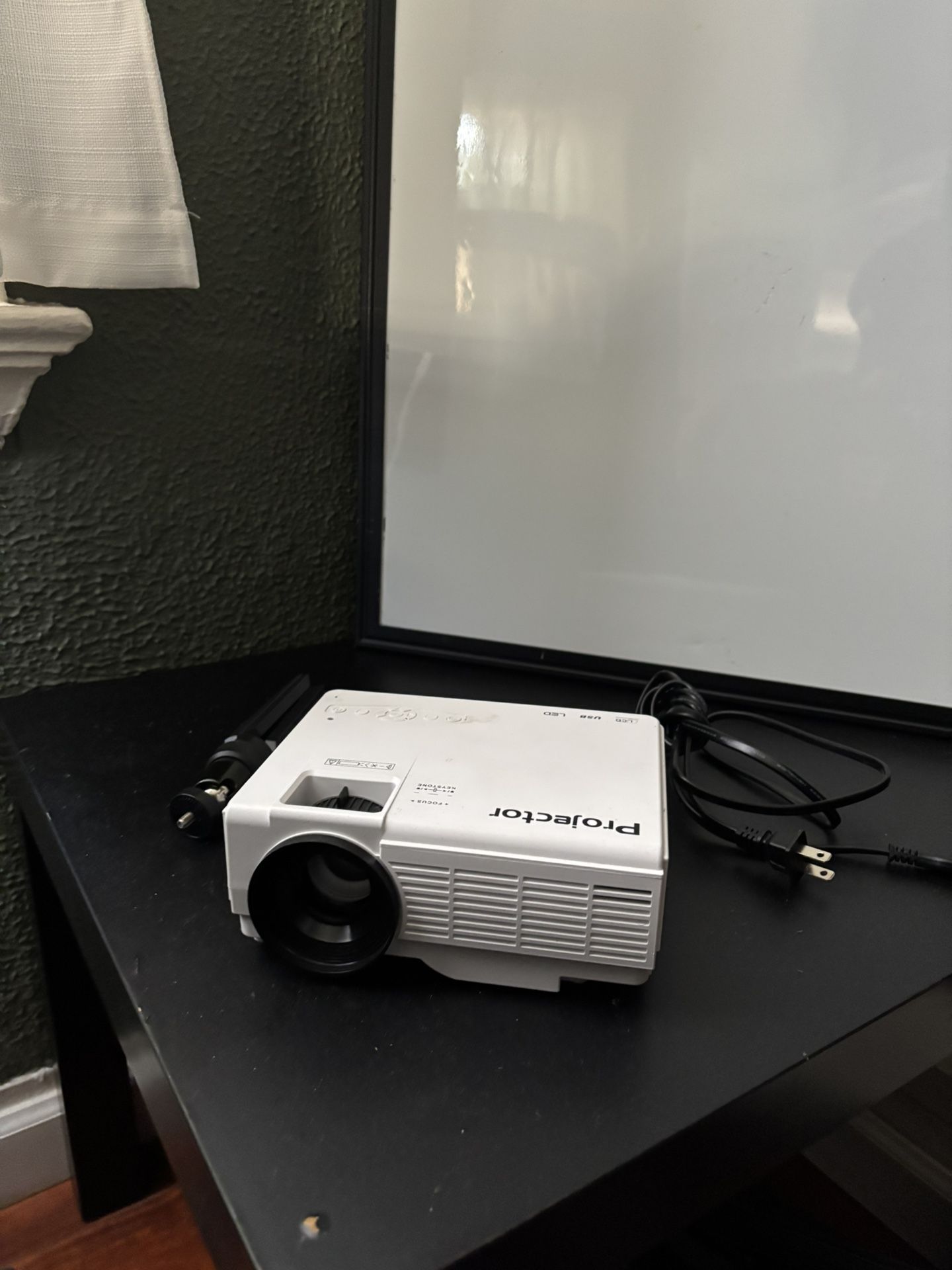Mini Projector