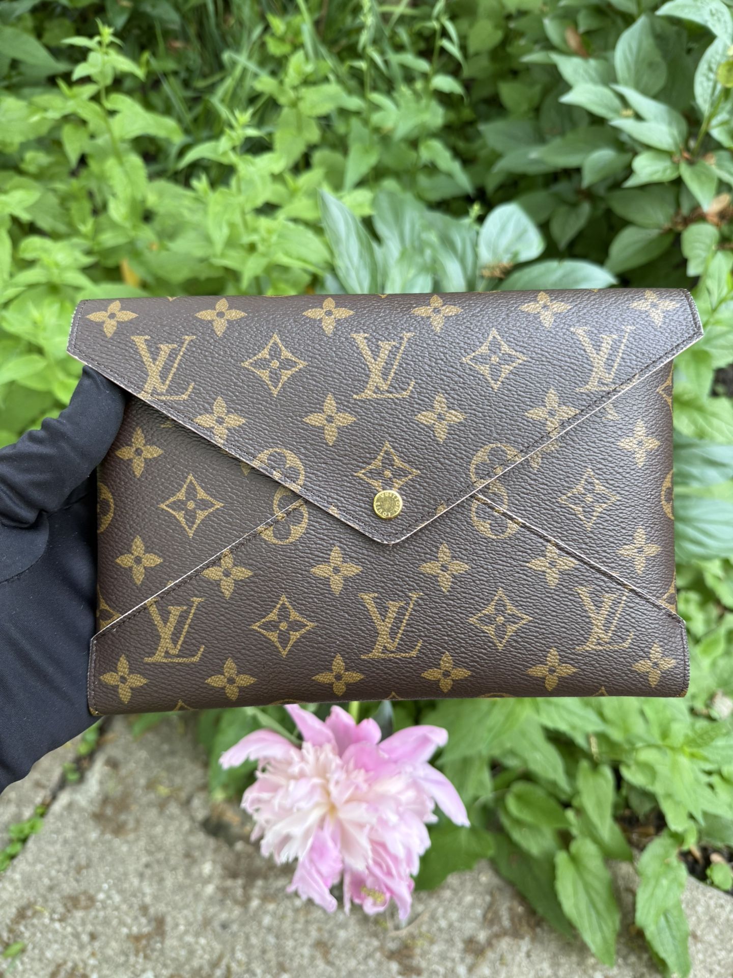 Louis Vuitton Pochette