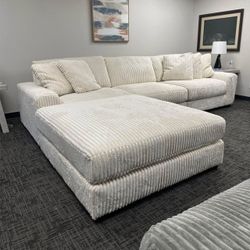 LINDYN IVORY 3 PIECE SECTIONAL SOFA