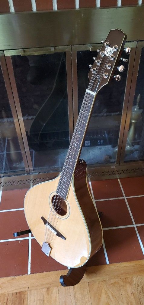 Trinity College TM-325 Octave Mandolin