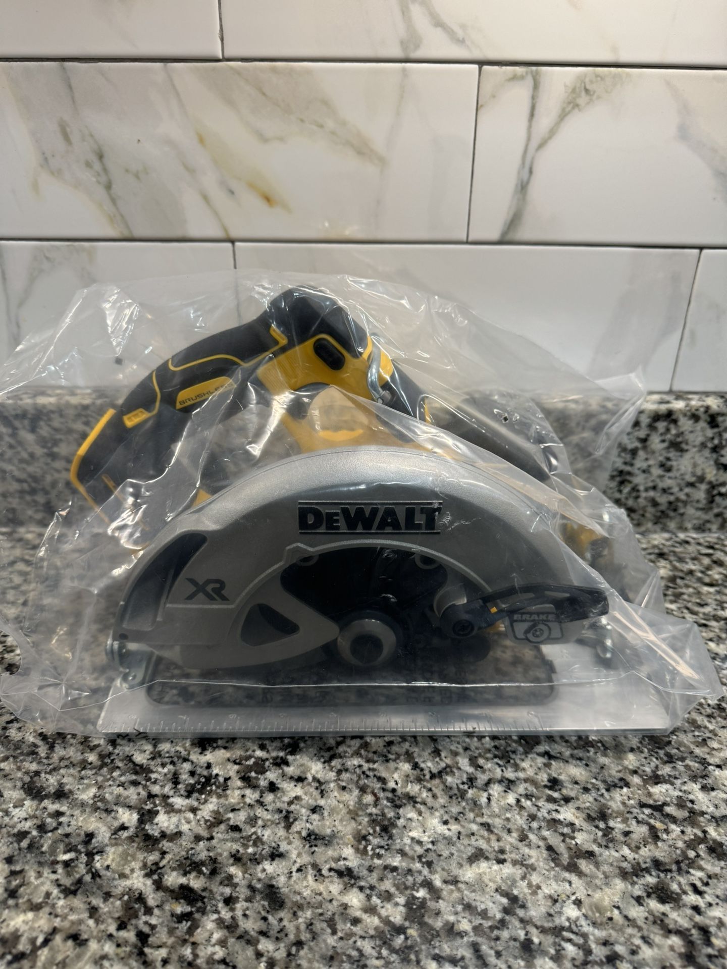Dewalt