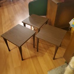 Vintage Stacking Snack Tables Set/3