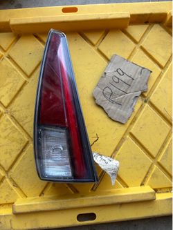 Toyota Prius Rear Right Passenger Side Tail Light Lamp 2016 2017 2018 OEM