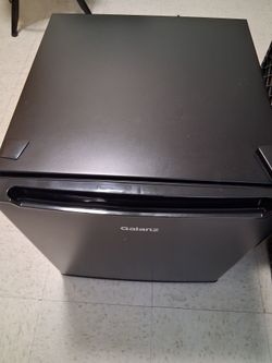 REFRIGERATOR MINI  ~  GALANZ