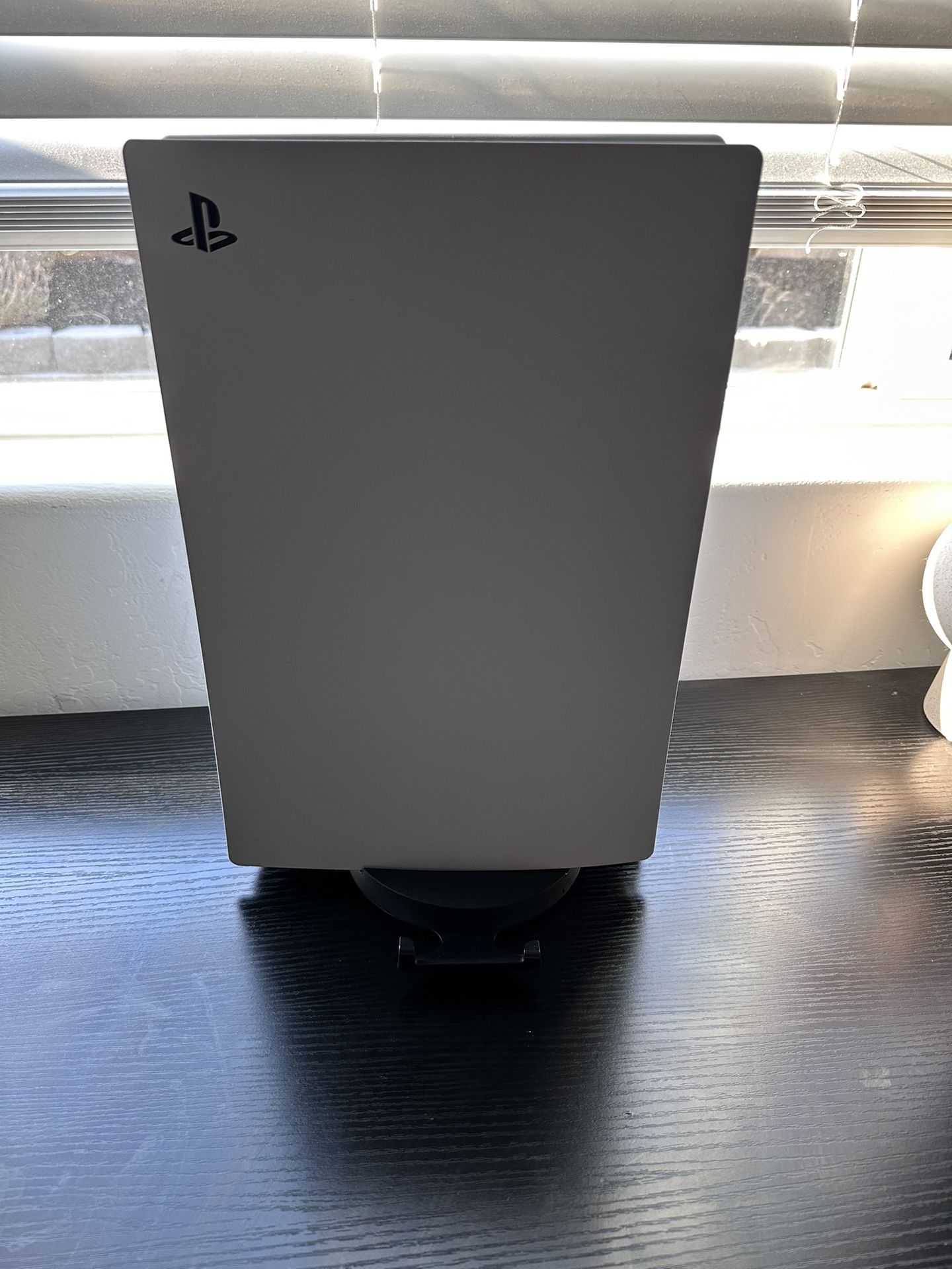 PS5 Digital Edition (Gaming Bundle)