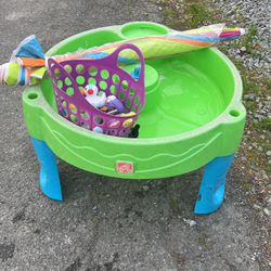 Water Table Umbrella And Toys Great For Summer Outdoors