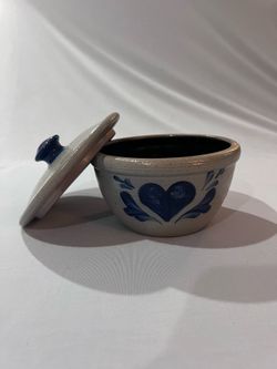 Vintage 1998 Rowe Pottery Works salted glaze bowl with lid