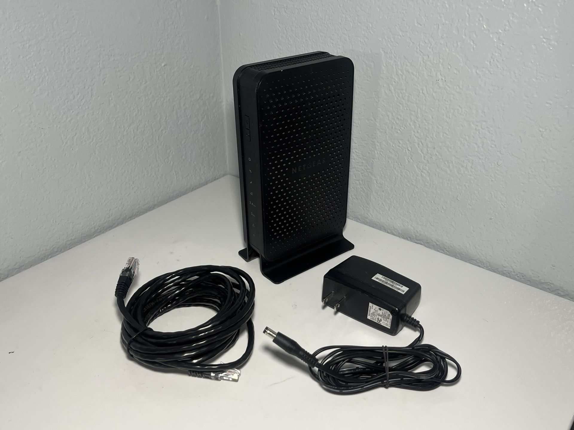 Netgear C3700 N600 Docsis 3.0 Cable Modem Router