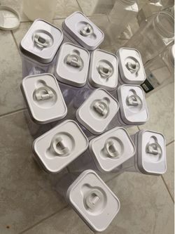 Food containers