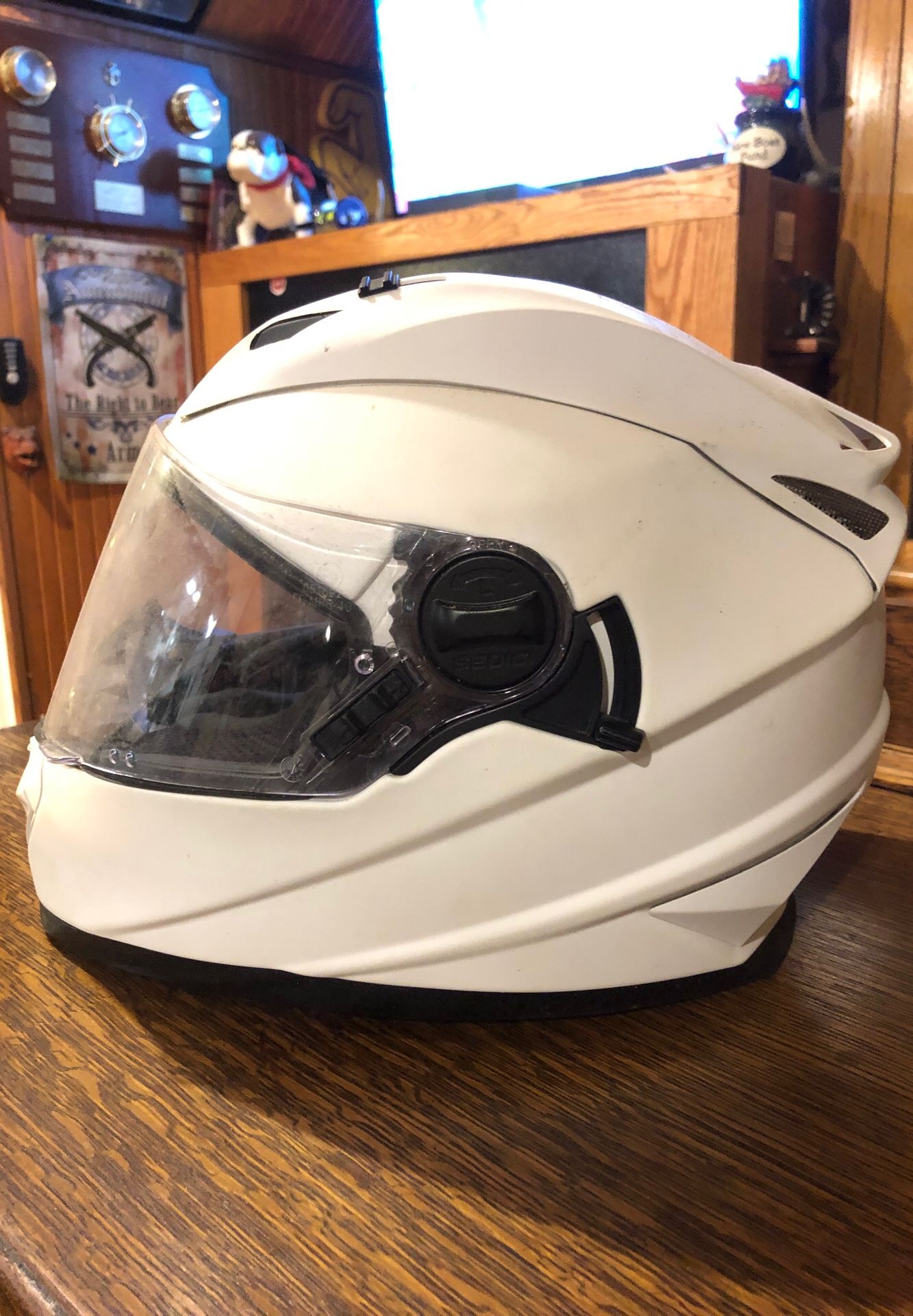 Sedici helmet