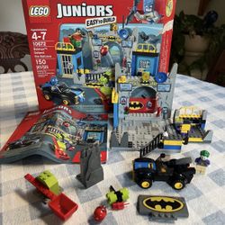Lego DC Comics Super Heroes 10672 Batman Defend the Batcave Partial