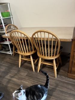 Very Nice Kitchen/Dining Table