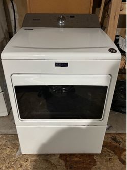 Maytag washer and dryer set