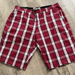 Social Collision Men’s Shorts Size 36